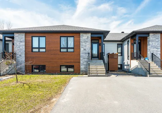 Maison à étages à vendre - 216 Rue Lalanne, Farnham, J2N0E8