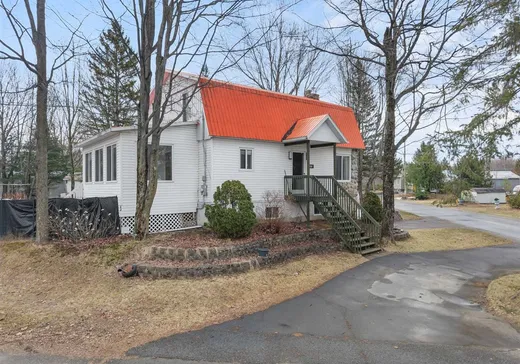 Two or more stories for sale - 1068 Rue Sylvain, Ste-Eulalie, G0Z1E0