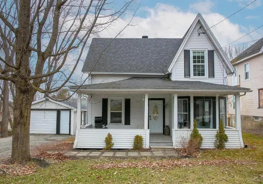 Maison à étages à vendre - 655 Rue de Compton E., Waterville, J0B3H0