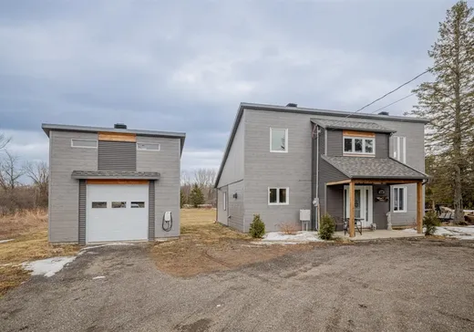 Maison à étages à vendre - 210 2e Rang O., Deschambault, G0A1S0