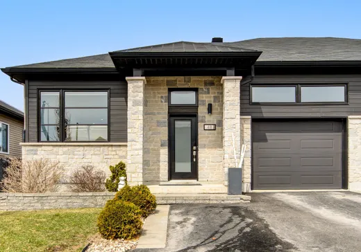 Maison à étages à vendre - 48 Rue Cardinal, Beauharnois, J6N0N6