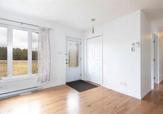 Maison à vendre - 4420A-4420B Route 222, Dixville, J0B 1P0