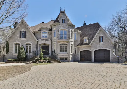 Two or more stories for sale - 12 Place d'Amance, Blainville, J6Z4N3