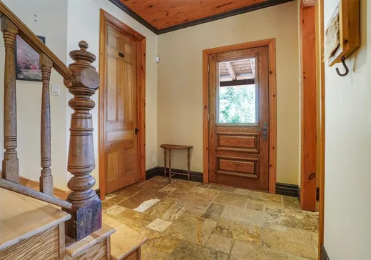 Maison à vendre - 2477 Rue du Vésinet, Val Morin, J0T 2R0