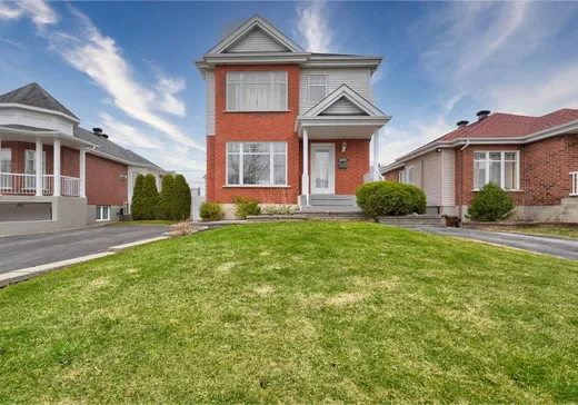 Maison à étages à vendre - 491 Rue Menneval, Longueuil, J4L4W6