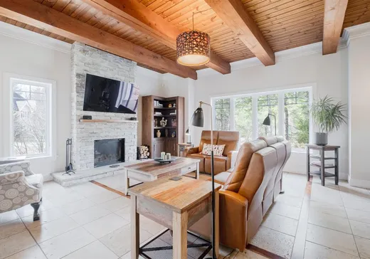 Maison à vendre - 10 Rue des Tangaras, Orford, J1X 0B9