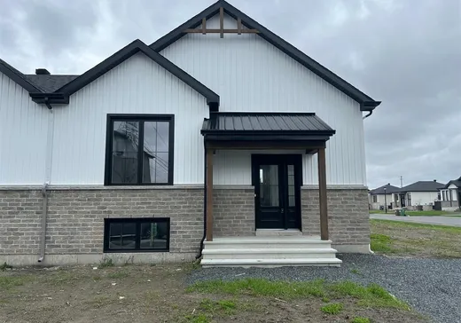 Bungalow à vendre - 134 Rue Raymond, Drummondville, J2A0S2