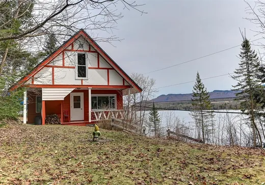 Un étage et demi à vendre - 75 Ch. du Lac-d'Argent, Eastman, J0E1P0
