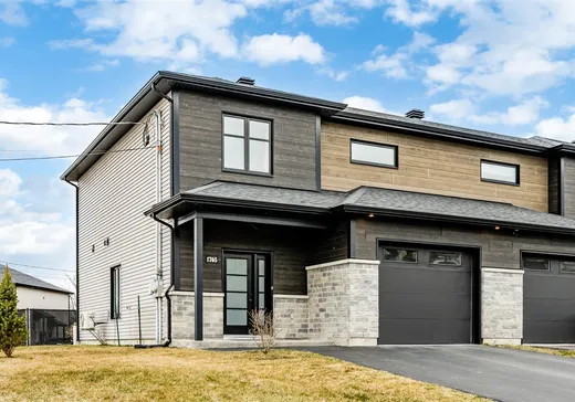 Maison à étages à vendre - 1765 Rue André-Collard, Rock Forest, J1N0W3