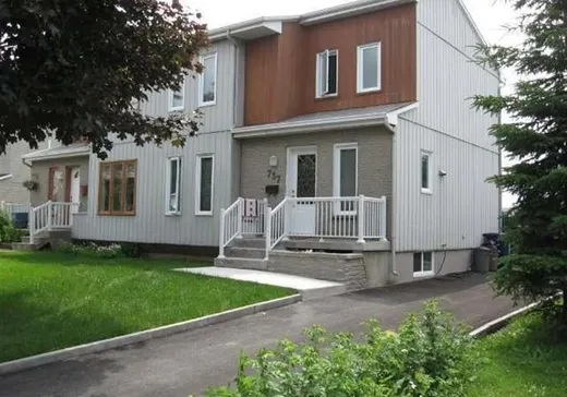 Two or more stories for sale - 737 Rue Nadia, Laval (Fabreville), H7P5M4