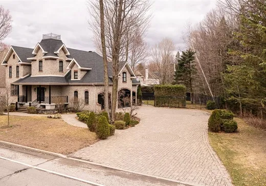 House for sale - 9 Rue du Castillo, Blainville, J7B 1M4