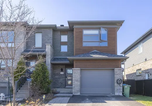Two or more stories for sale - 160 Rue du Moissonneur, La Prairie, J5R0P6
