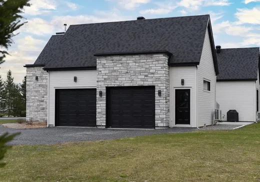 Maison à vendre - 32 Rue du Parcours, Lac-Brome, J0E 1R0
