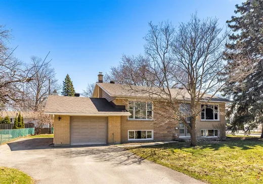 House for sale - 2 Rue des Gouverneurs, Repentigny, J6A 1N4