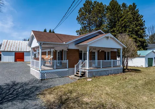 Bungalow for sale - 441 Rue Ste-Anne, St-Alexis-Des-Monts, J0K1V0