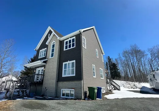 Two or more stories for sale - 5364 Rue Saguenay, Rouyn-Noranda, J9Y0B2