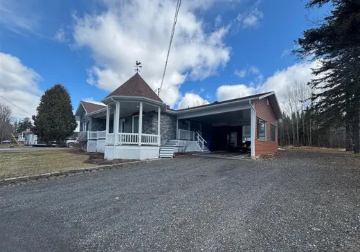 Bungalow à vendre - 1150 Route 277, Lac-Etchemin, G0R1S0