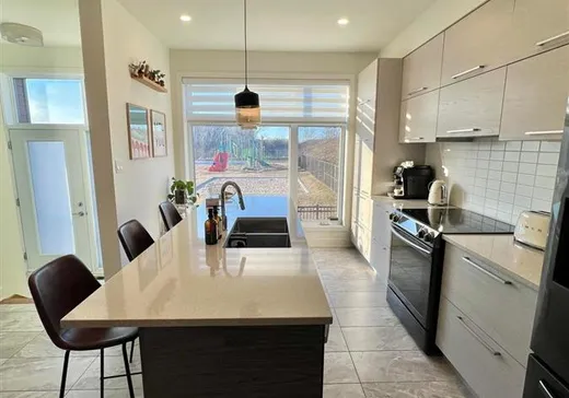 Maison à vendre - 262Z Rue Étienne-Lavoie, Laval (Sainte-Dorothee), H7X 0E5