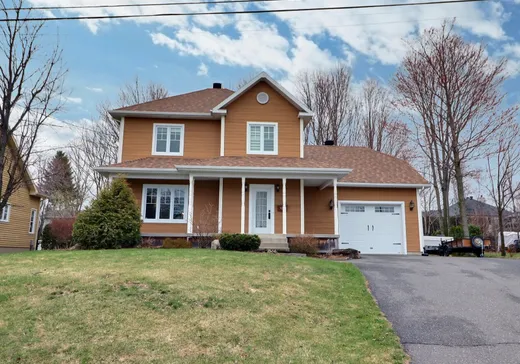 Maison à étages à vendre - 38 Rue Alice-Béliveau, Warwick, J0A1M0