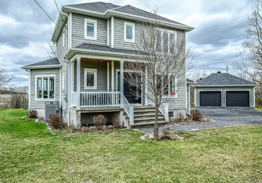 Maison à étages à vendre - 4504 Ch. Ste-Thérèse, Chambly, J3L4A7