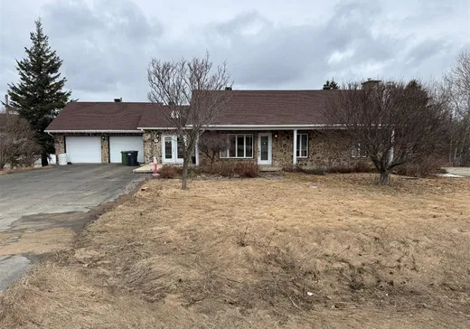 House for sale - 460 Route 138, St-Tite-Des-Caps, G0A 4J0
