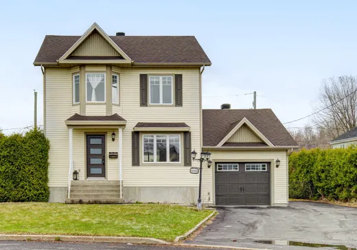 Maison à étages à vendre - 6035 Rue des Bruants, Contrecoeur, J0L1C0