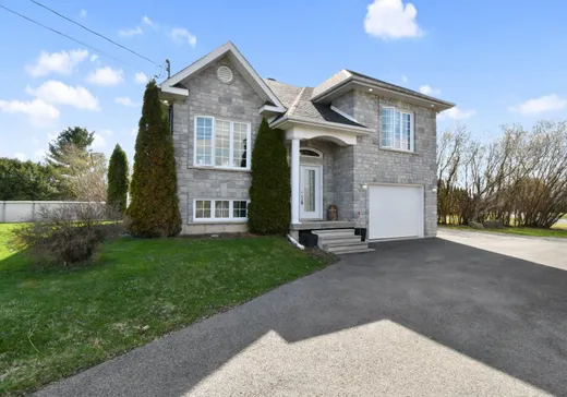 Maison à étages à vendre - 7 Rue Joanie, Saint-Cyprien-de-Napierville, J0J1L0