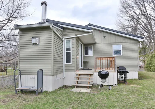 Maison à vendre - 91 Rue Beaver, Saint-Georges-de-Clarenceville, J0J 1B0