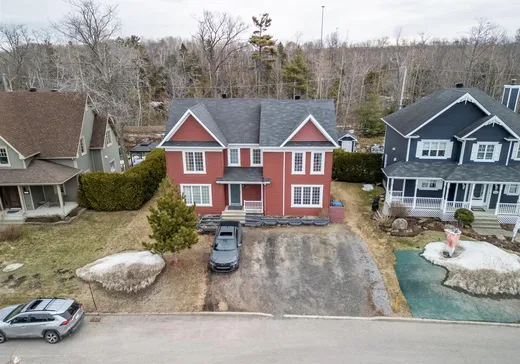 Maison à étages à vendre - 140 Rue de l'Affluent, Saint-Nicolas, G7A5A4