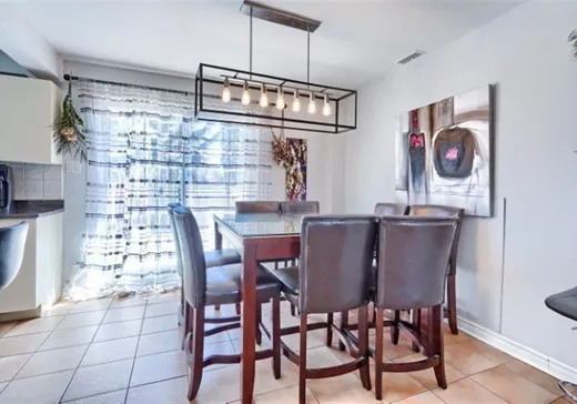 Maison à vendre - 8015 Rue Nehru, Brossard, J4Y 1Z2