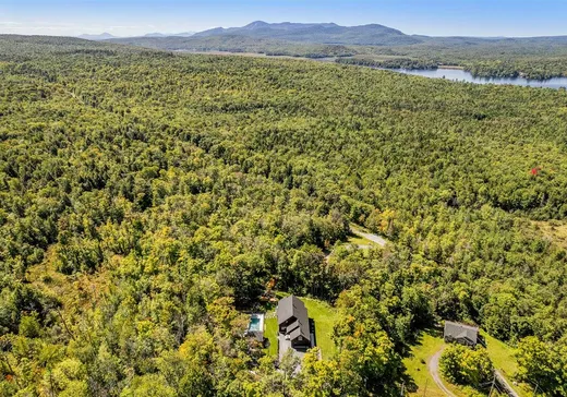 Maison à étages à vendre - 27 Rue de l'Orée-des-Bois, Repentigny, J0B2P0