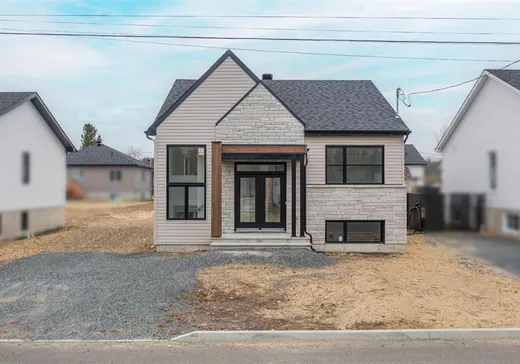 Bungalow for sale - 245 Rue de l'Aligoté, Drummondville, J2B7S1