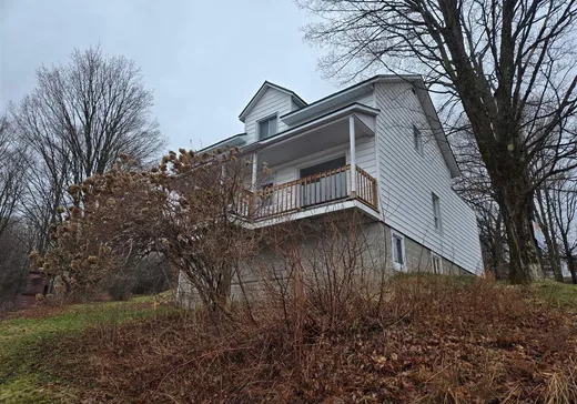 Maison à vendre - 306 Av. Lambert, Beauceville, G5X 1R4