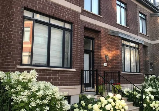 Two or more stories for sale - 402 Rue Étienne-Lavoie, Laval (Sainte-Dorothee), H7X0B8