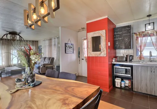 Maison à vendre - 713 4e Rue O., Barraute, J0Y 1A0