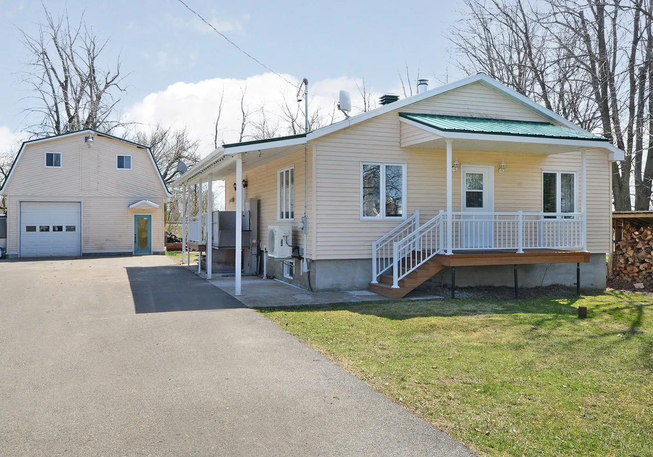 Maison à vendre - 2571 Route 138, Huntingdon, J0S 1H0