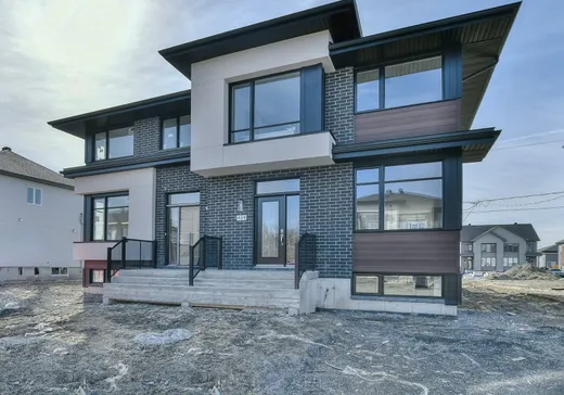 Maison à étages à vendre - 459 Rue du Muscat, Sainte-Marthe-sur-le-Lac, J0N1P0
