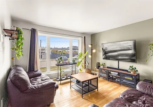 Maison à vendre - 115 Rue des Cours-d'Eau, Sainte-Sophie, J5J 0K5