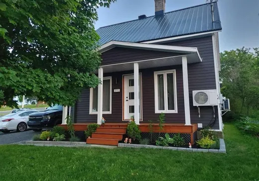 Un étage et demi à vendre - 2770 19e Avenue, Saint-Prosper-de-Dorchester, G0M1Y0