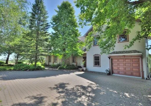 Fermette à vendre - 5225Z Rg de la Rivière N., Saint-Jean-Baptiste, J0L 2B0