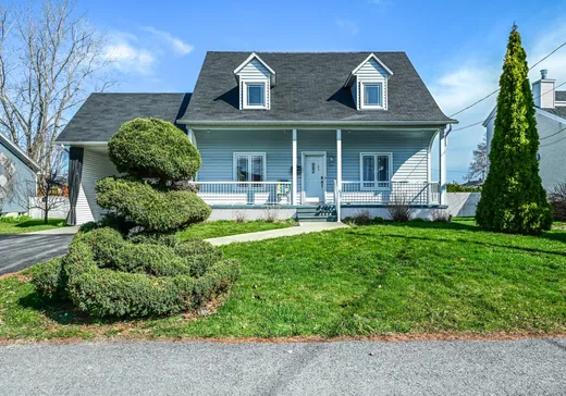 Maison à étages à vendre - 230 Ch. de Marieville, Richelieu, J3L3V8