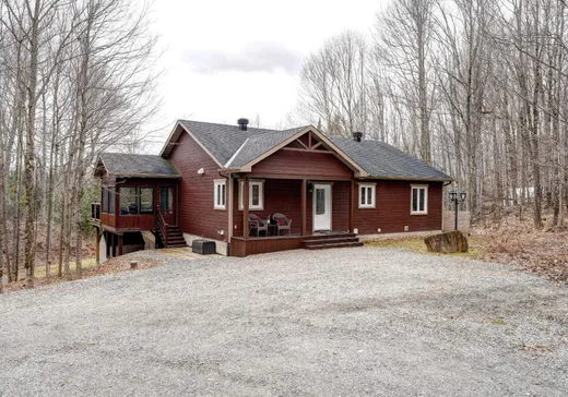 Two or more stories for sale - 180 Ch. des Libellules, L'Ange-Gardien-Ouest, J8L0A6