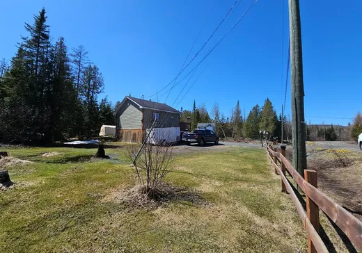 House for sale - 261 Rue des Cascades, Lac-Etchemin, G0R 1S0