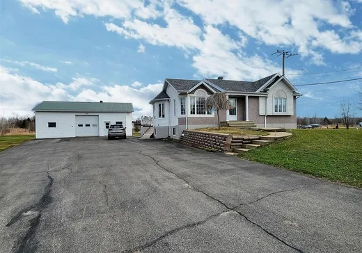 Bungalow à vendre - 11375 Boul. Bécancour, Trois-Rivières, G9H2K1