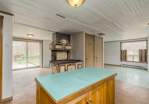 Fermette à vendre - 349 Ch. Roy, Valcourt, J0E 2L2