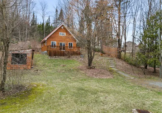 Maison à étages à vendre - 585 Rue Fréchette, Weedon, J0A1J0