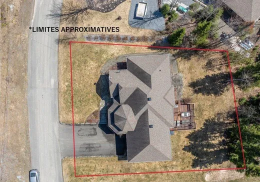 Maison à vendre - 660 Rue des Merisiers, Dégelis, G5T 0A2