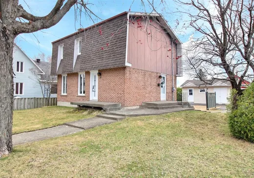 Maison à vendre - 57 Rue St-Cyrille, Rivière-du-Loup, G5R 2G4