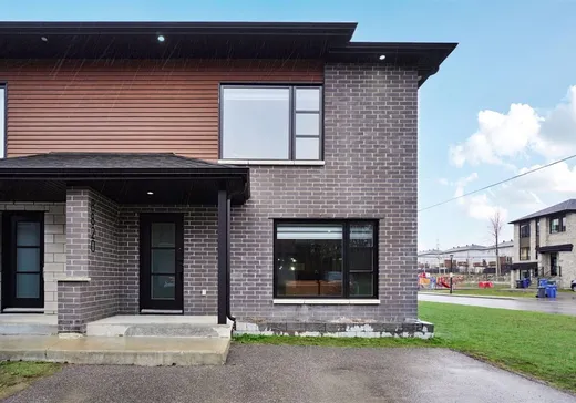 Maison à étages à vendre - 8820 Rue Magloire-Lavallée, Mirabel, J7N0Y1