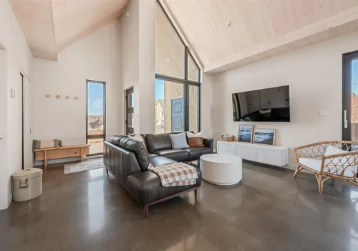 Maison à vendre - 201 Rue des Marguerites, St-Ferreol-les-Neiges, G0A 3R0